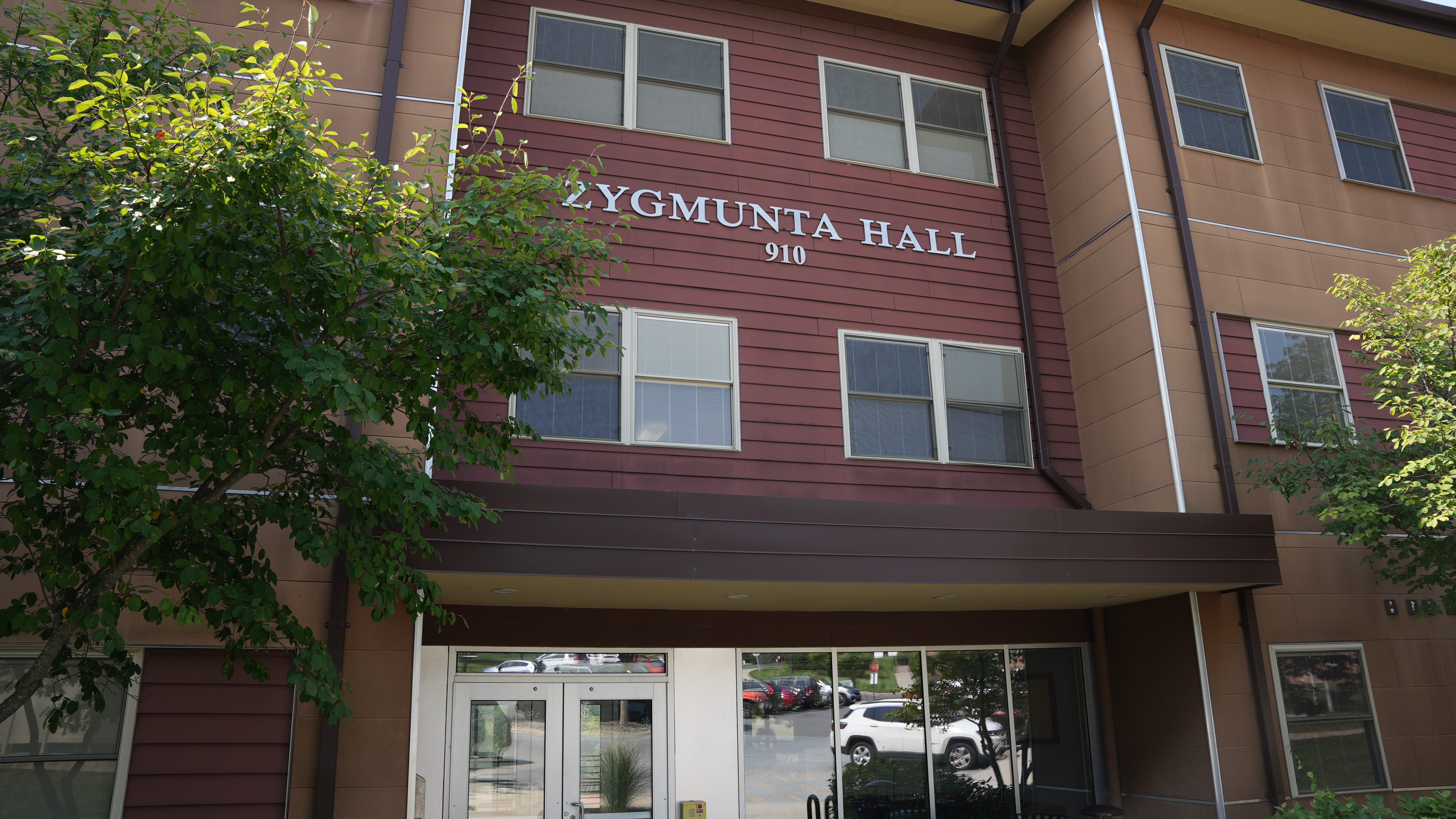 Zygmunta Hall