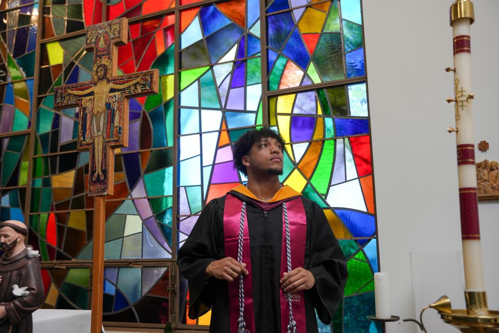 Elijah Carr Veronica Hall Chapel