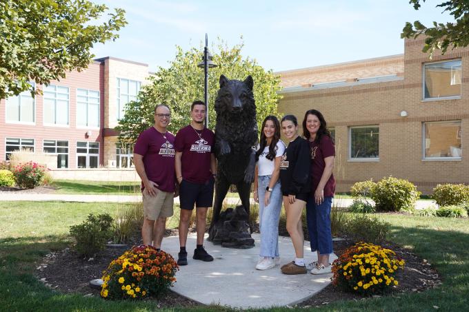 Figurelli family 2025