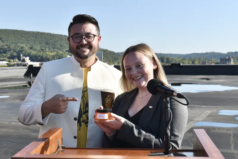 O'Pake Bees Honey Label