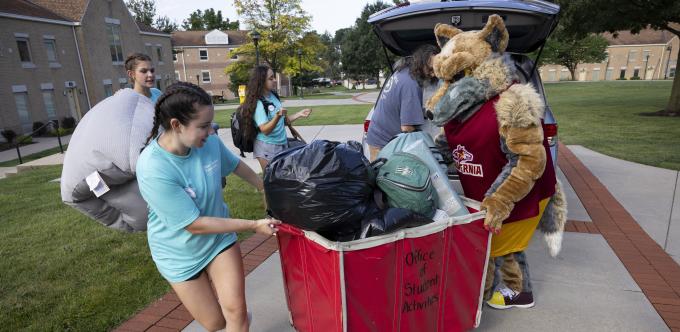 Move In Day 2023 Students