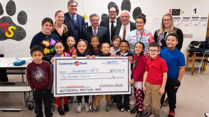 Customers Bank Check Presentation South Reading Youth Initiative Tyson Schoener Elementary