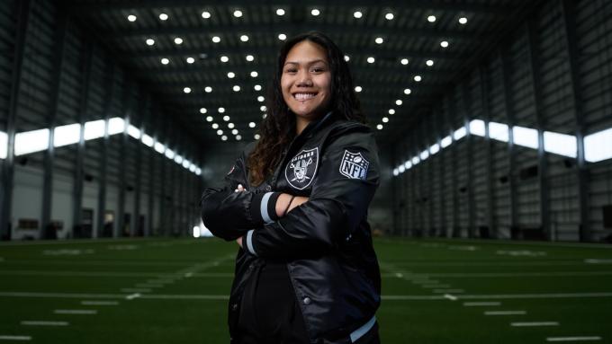 Laila Tosi '26, Las Vegas Raiders Internship