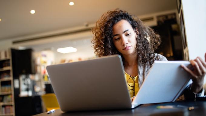 How Long Does It Take to Earn a Digital Media Marketing Degree Online?