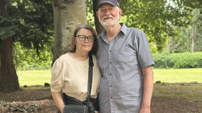 Bob and Therese Graul