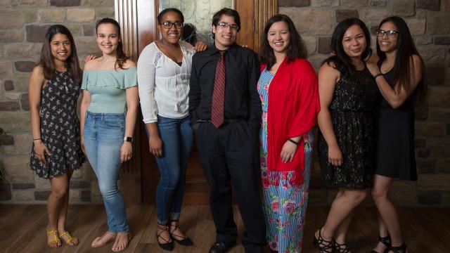 Reading Scholars celebrate graduation