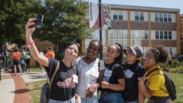 Alvernia students